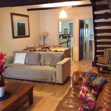 Cosy Central Windsor House Sleeps 4 Екстериор снимка