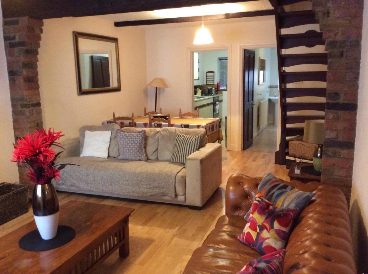 Cosy Central Windsor House Sleeps 4 Екстериор снимка