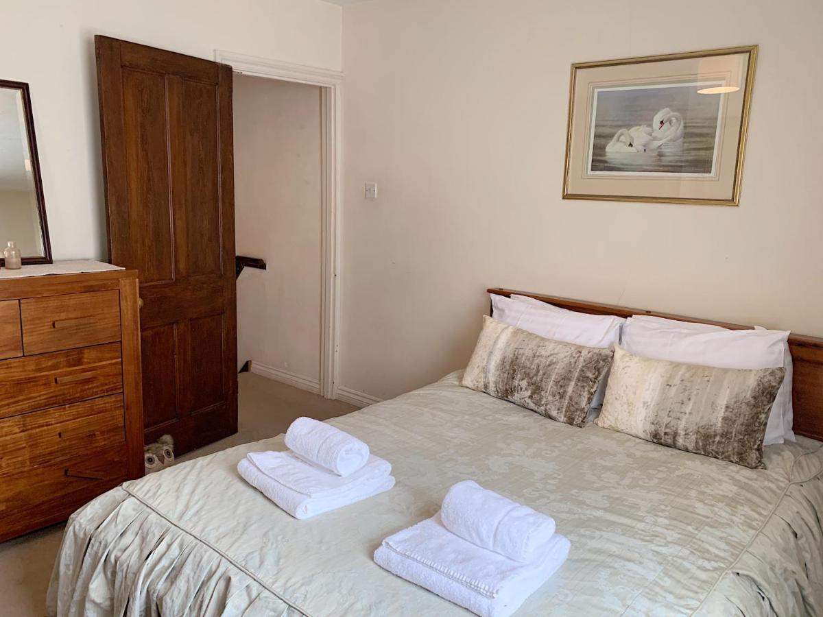 Cosy Central Windsor House Sleeps 4 Екстериор снимка